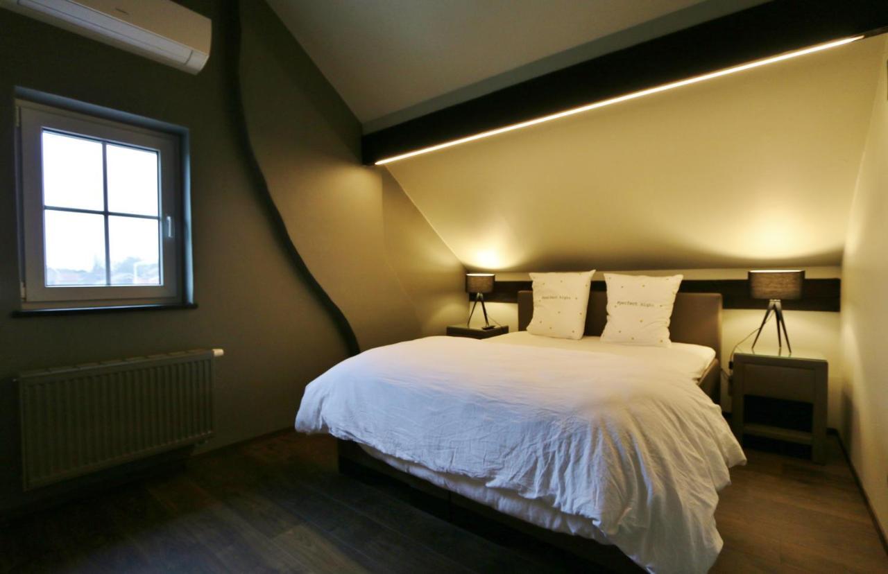 Amadis Bed & Breakfast Kesselt Bagian luar foto