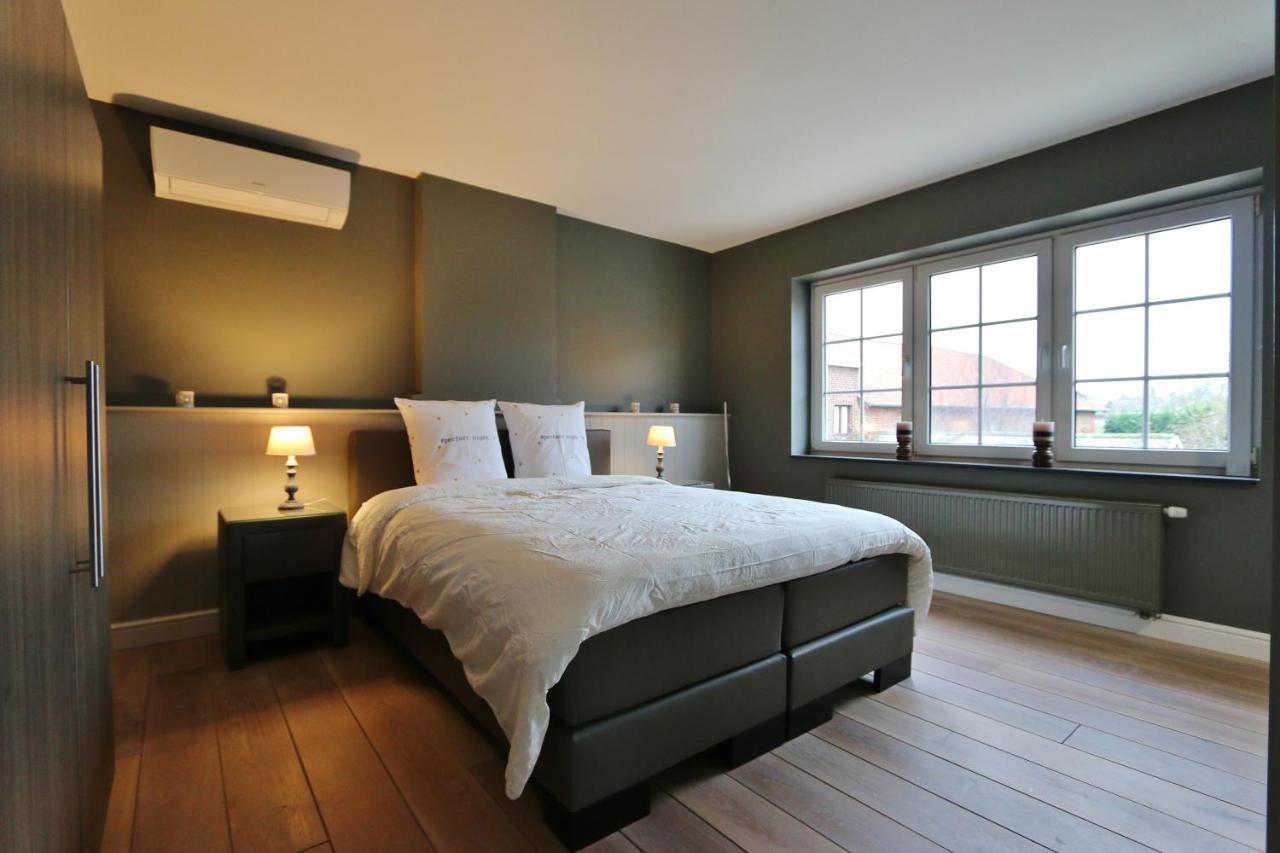 Amadis Bed & Breakfast Kesselt Bagian luar foto