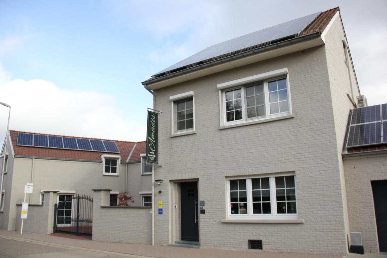 Amadis Bed & Breakfast Kesselt Bagian luar foto