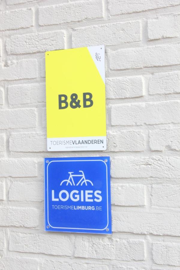 Amadis Bed & Breakfast Kesselt Bagian luar foto